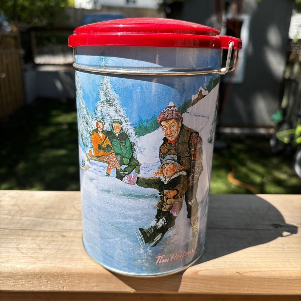 2003 Tim Horton’s Collectible Limited Edition Canister 7” Hockey Skating Pond